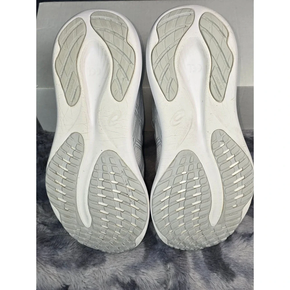 ASICS GEL-PULSE 16 Light Grey FlyteFoam Running Sneakers Women 8.5